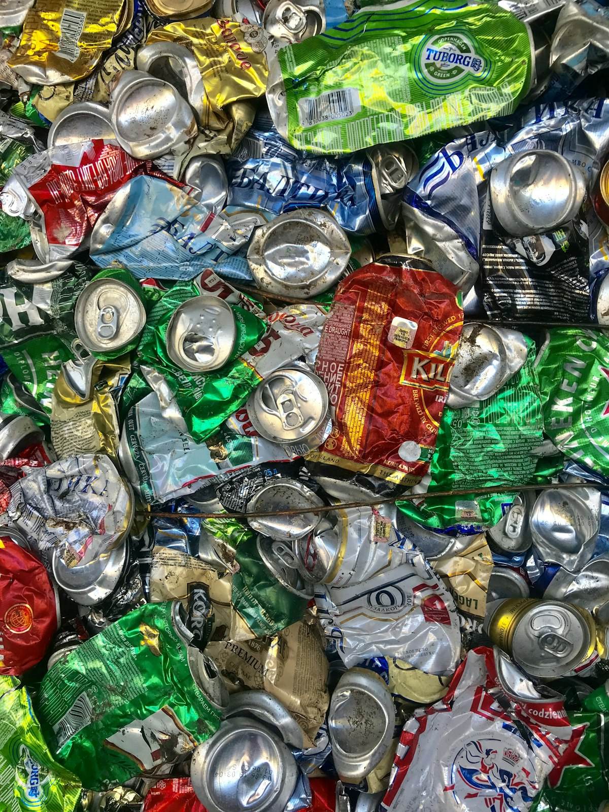 Baled aluminium cans